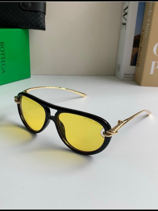 Bottega Veneta Black Aviator Yellow Lens Sunnies main image 4